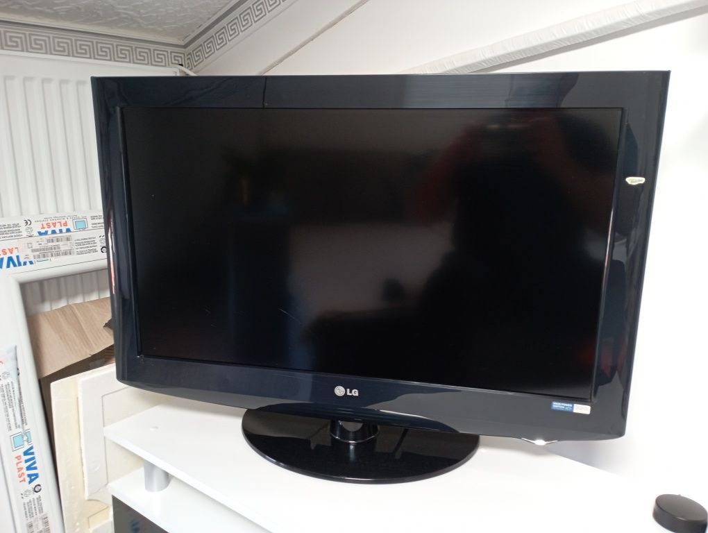 Телевизор LG 32ld320--za