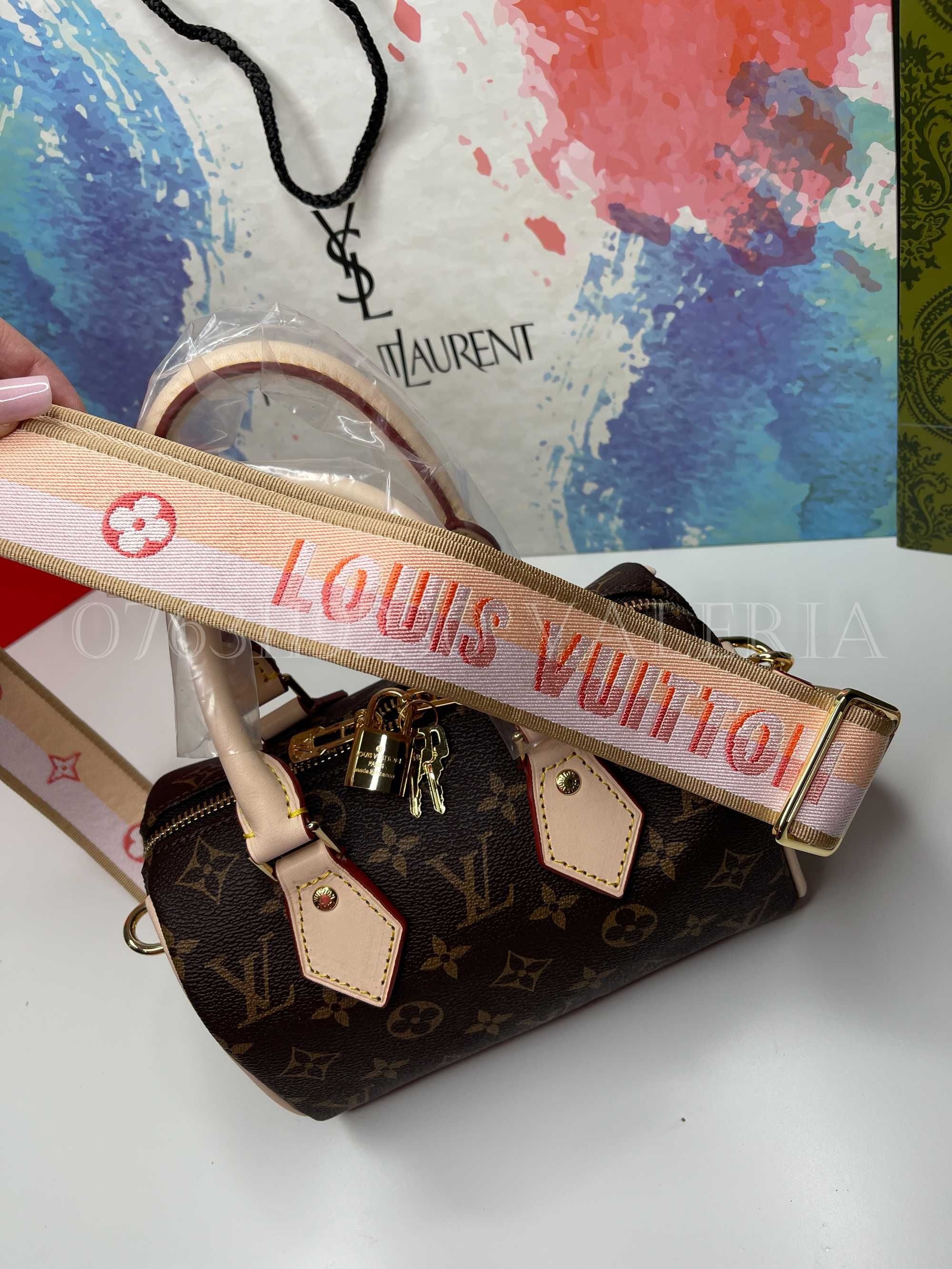 Geanta Louis Vuitton Speedy 20 cu Banduliera