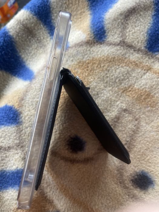 Portofel ESR Geo MagSafe cu suport și Find My – Negru Midnight