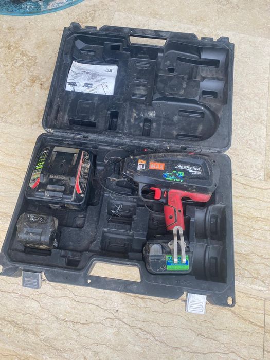 Mașina de legat Max 398s  Baterii Pellenc