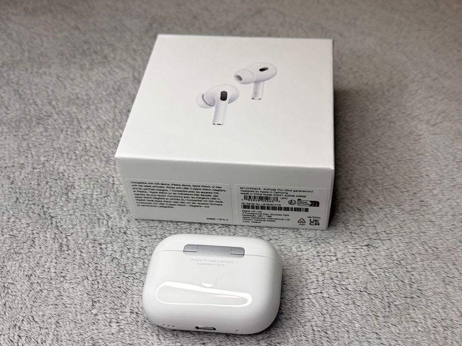 Airpods Pro 2nd Gen USB-C cable слушалки
