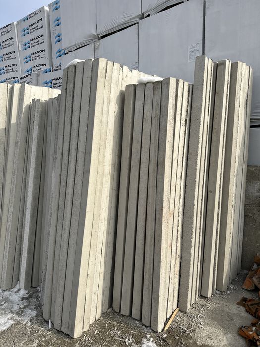 Stalpi de beton armati spalieri foarte finisati si vibrati