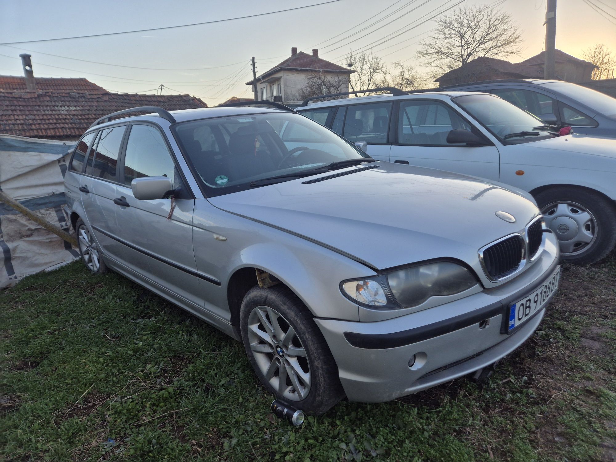 На части BMW e46