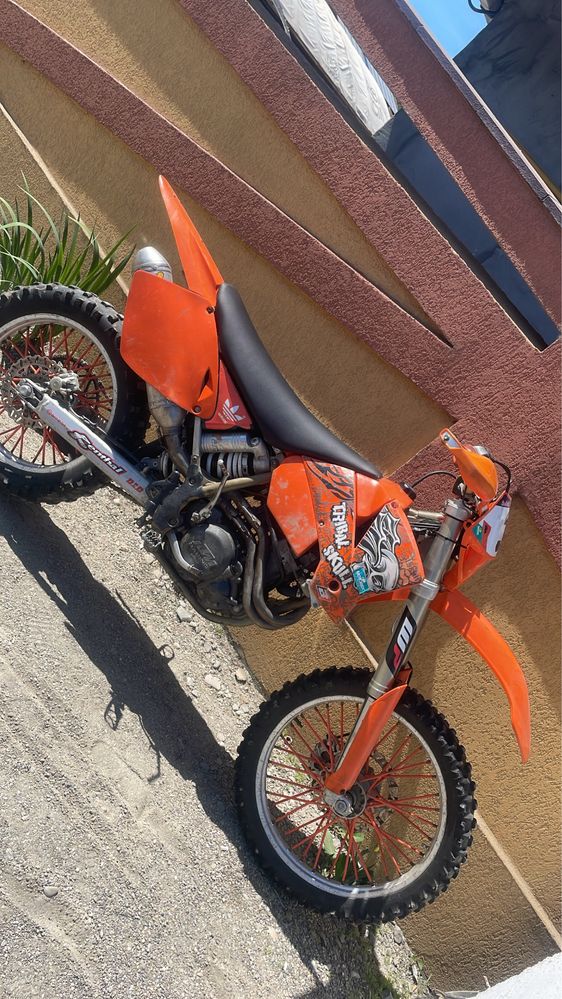 Ktm exc 400 vand sau schimb