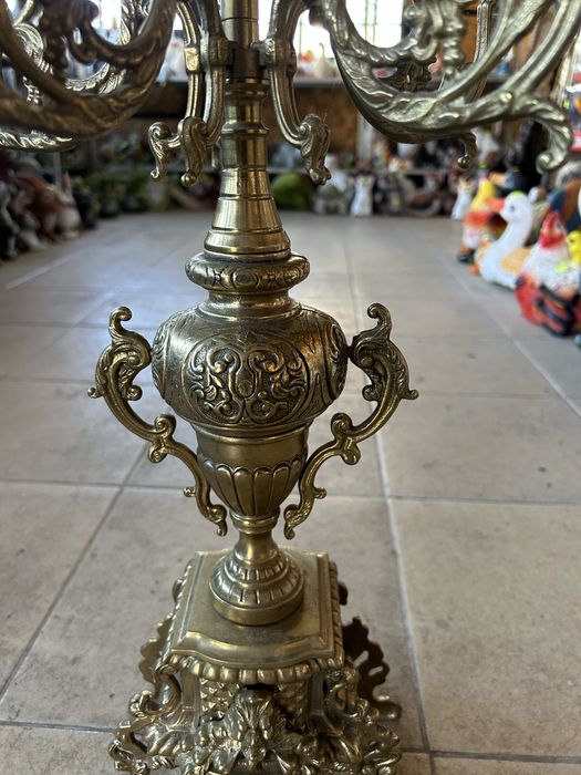 Огромен масивен Бронзов свещник