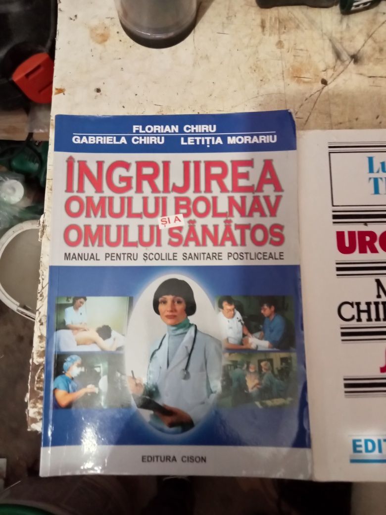 Cărți pt asistenți medicali