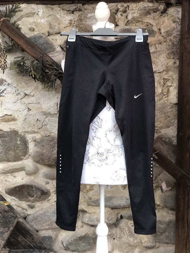 Pantaloni sport Nike, marimea S