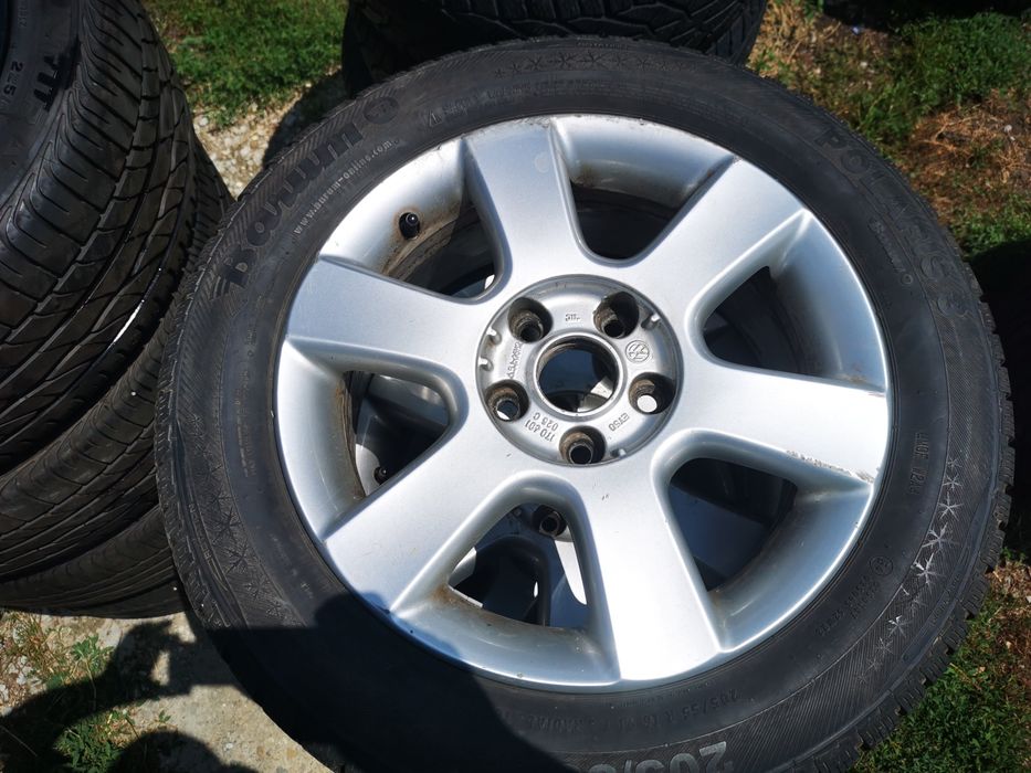 Vând boxe Yamaha și anvelope