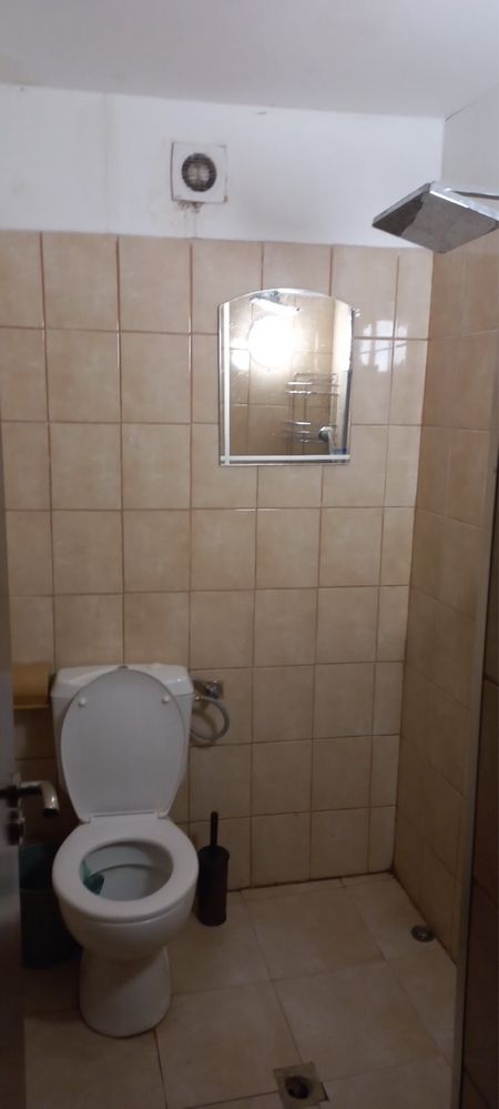 Отдавам стаи под наем за работници