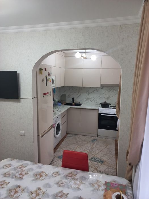 Продам 4-ком квар или обменяю на 2-ух ком кв с вашей разумной доплатой