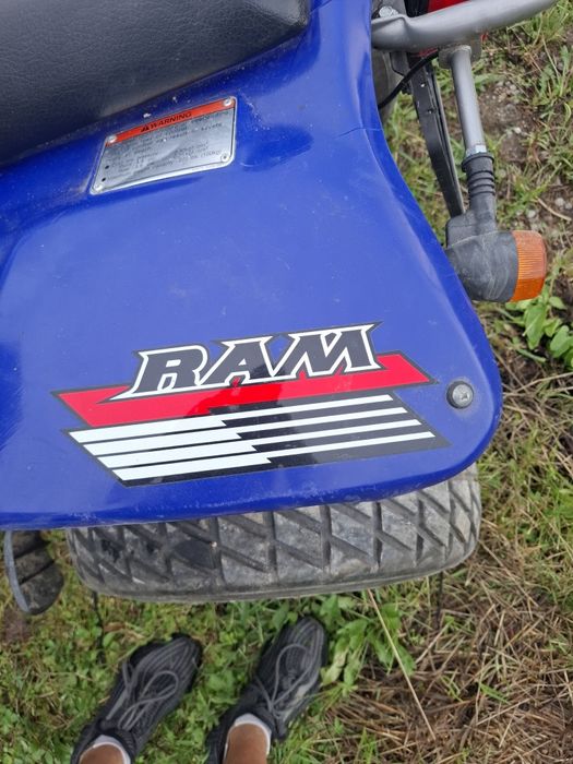 Vând sau schimb atv