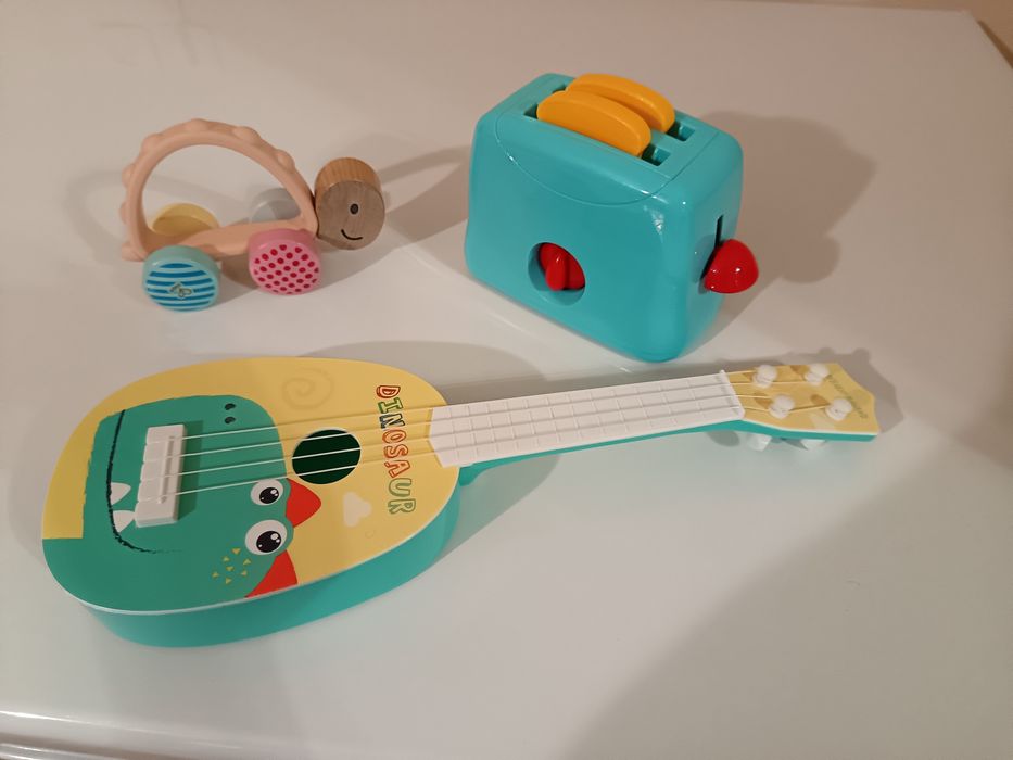 Продавам Играчки евтини