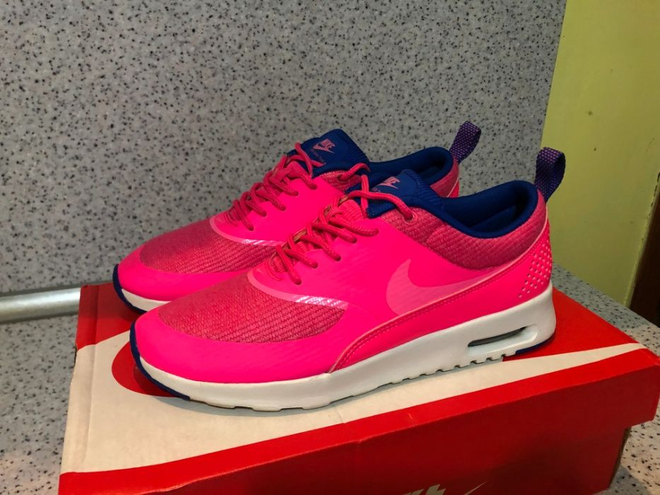 Оригинални *** Nike Air Max Thea Premium (Hyper Pink)