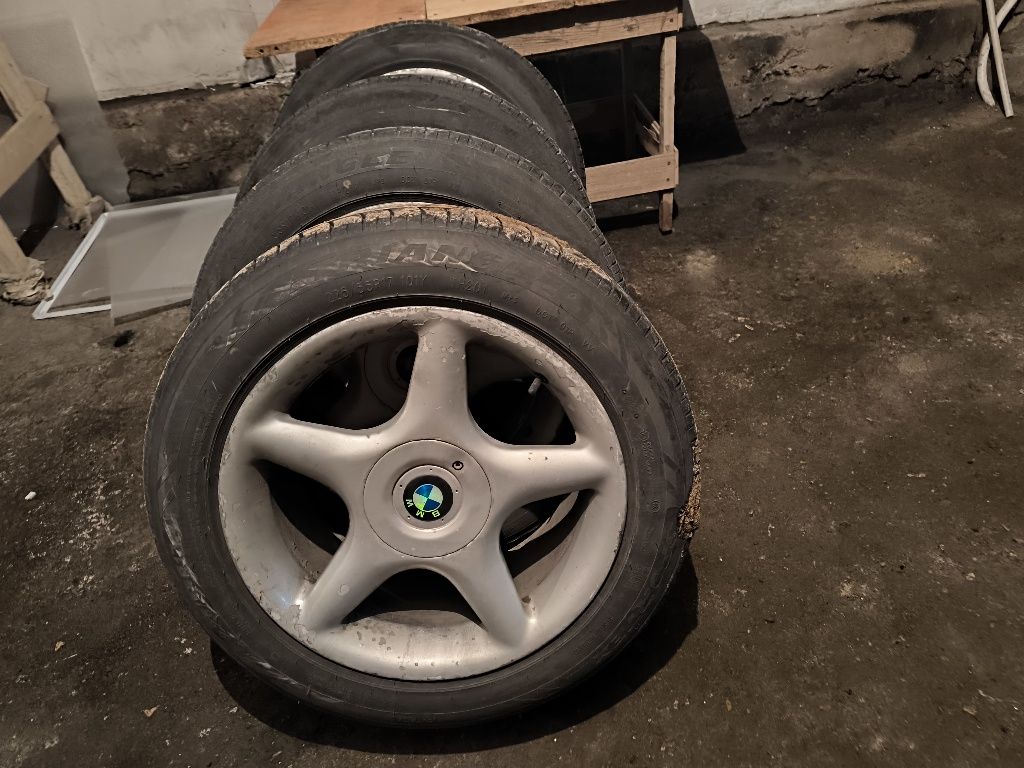 БМВ Шины 225/55r17 трианджел
