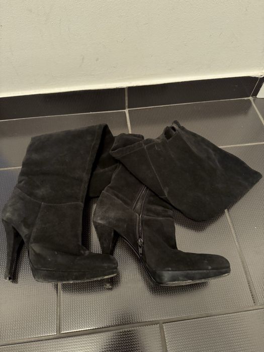 Cizme piele intoarsa