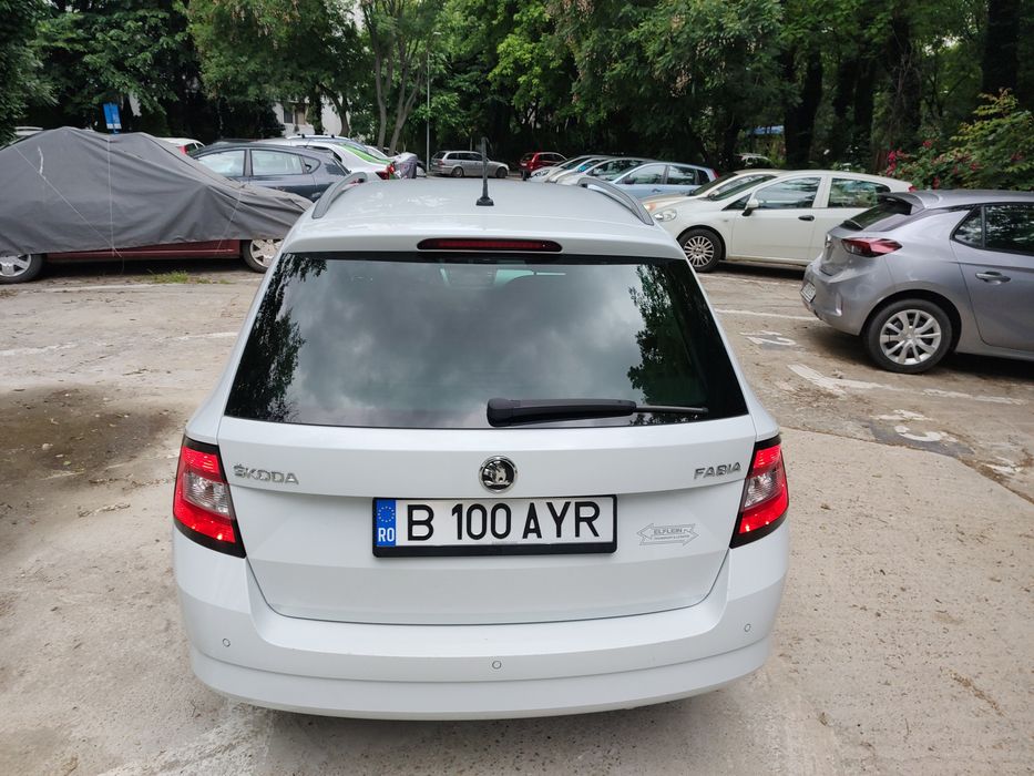 Vând Škoda Fabia Combi Ambition (2017), motor 1.4 TDI diesel, DSG