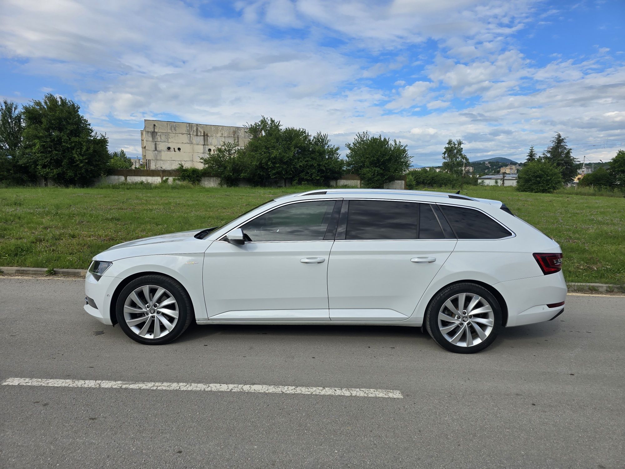 Skoda Superb L&K 2.0TDI