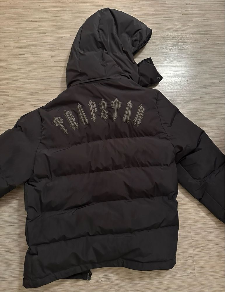 Trapstar irongate jacket
