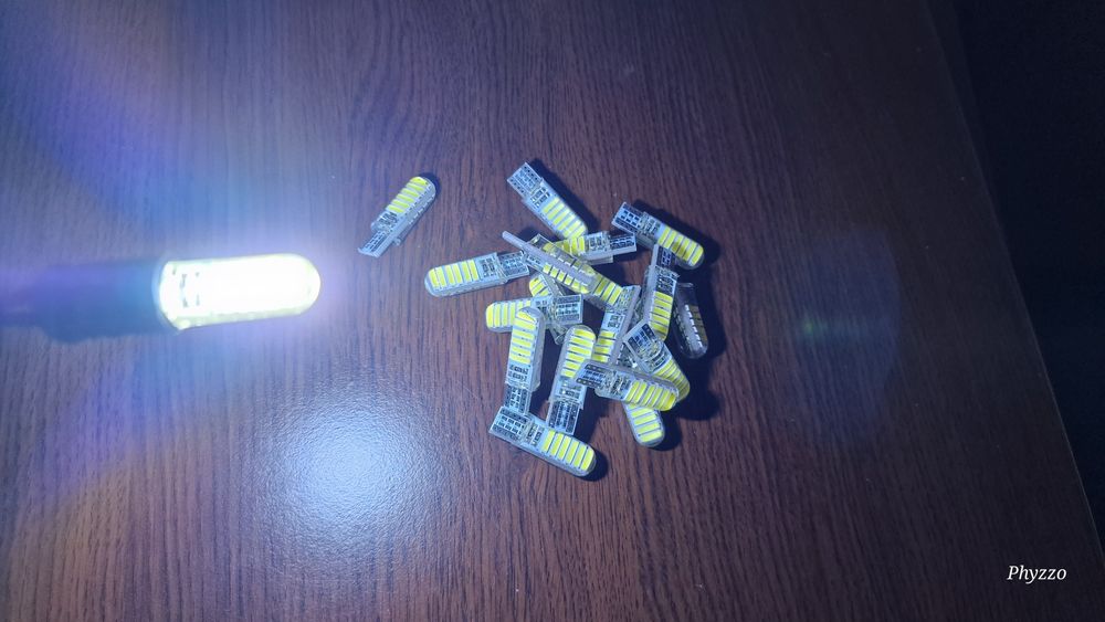 Becuri Led auto T10 canbus w5w, C5W pozitie, numar, interior