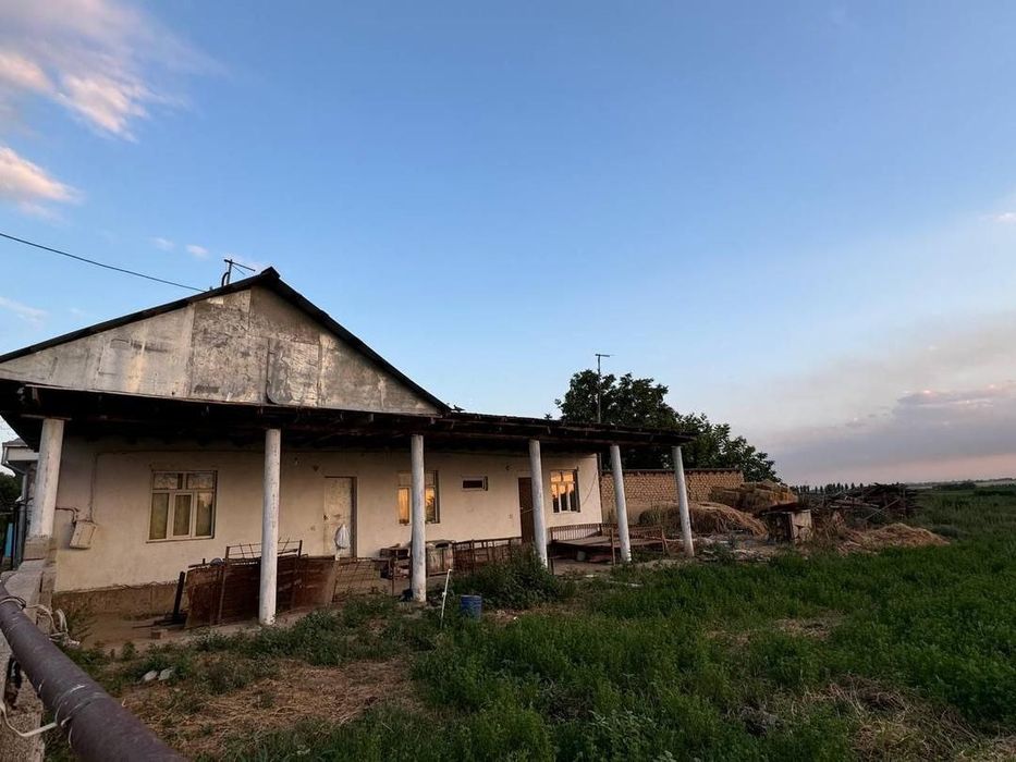 Уй сотилади Срочно 45 000$