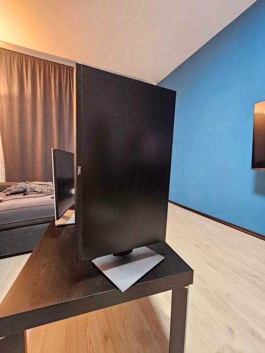 Monitor Dell P2419H, Flicker Free, Pivot , Stare impecabila