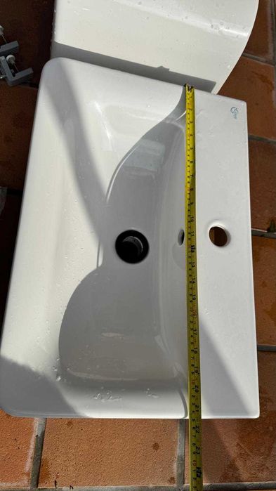 мивка с полупиедестал Ideal Standard