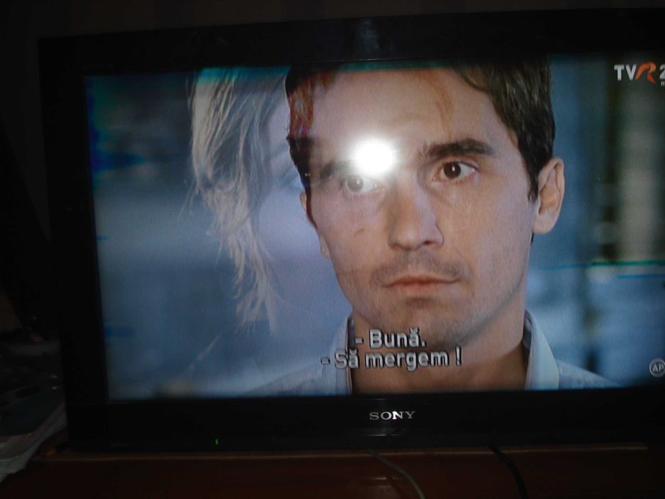 Televizor Sony KDL-26BX320 Smart cu telecomanda SONY