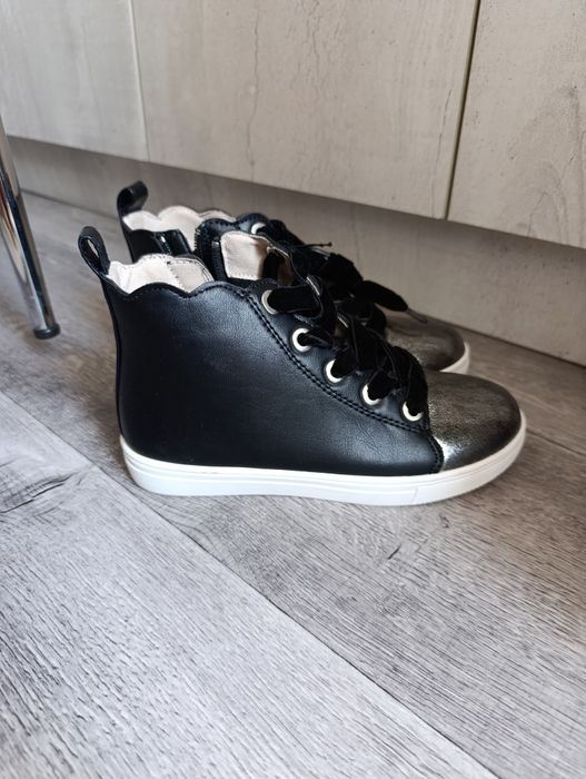 Ботиночки для девочки