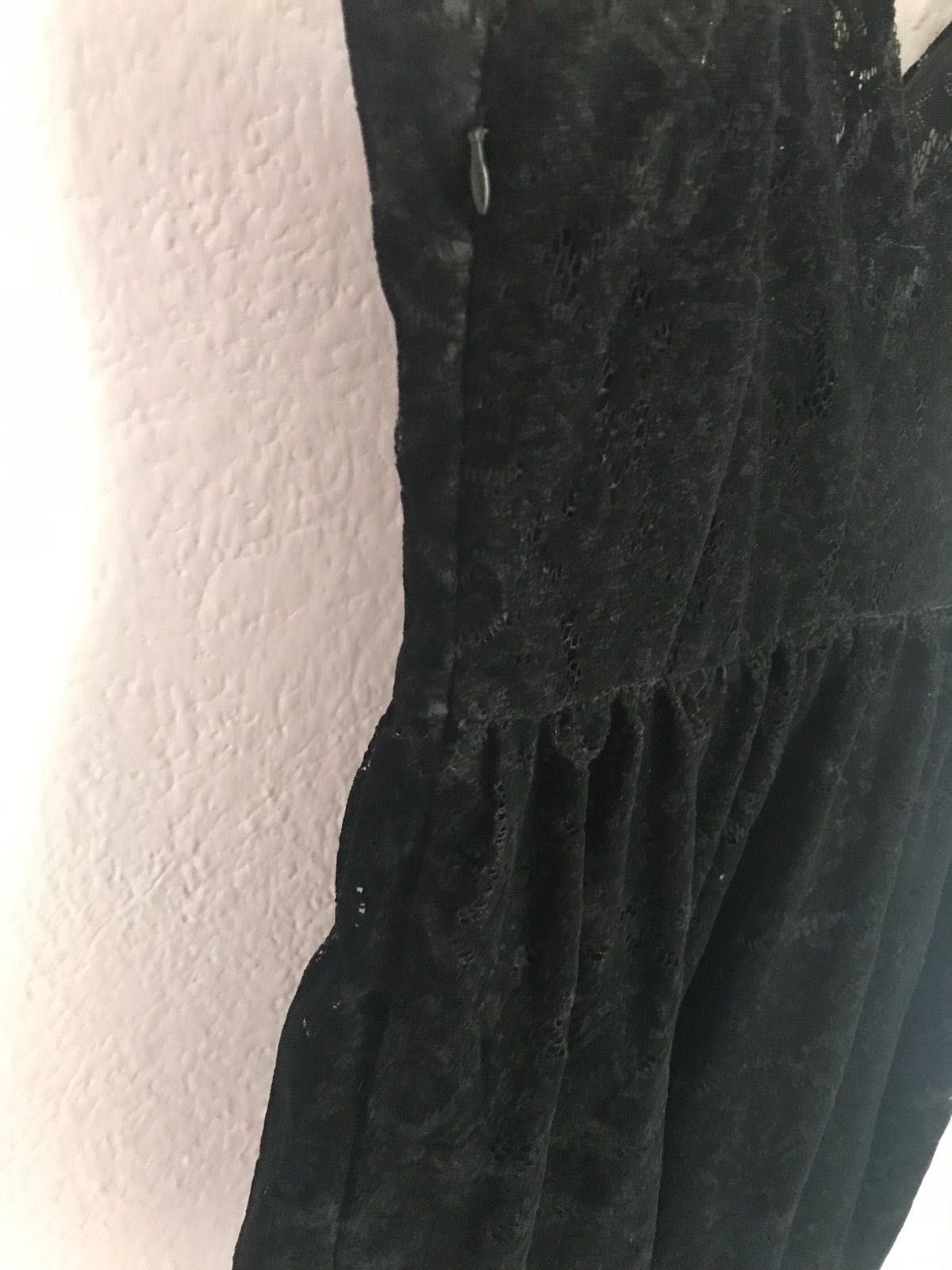 Къса  черна рокля Mohito