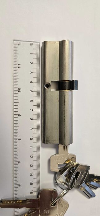 Butuc usa PVC QFort 45/60mm