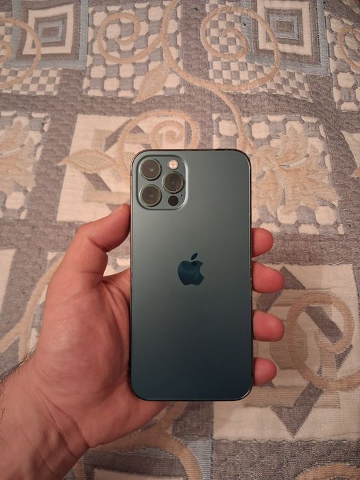 Айфон 12про 256гб IPhone