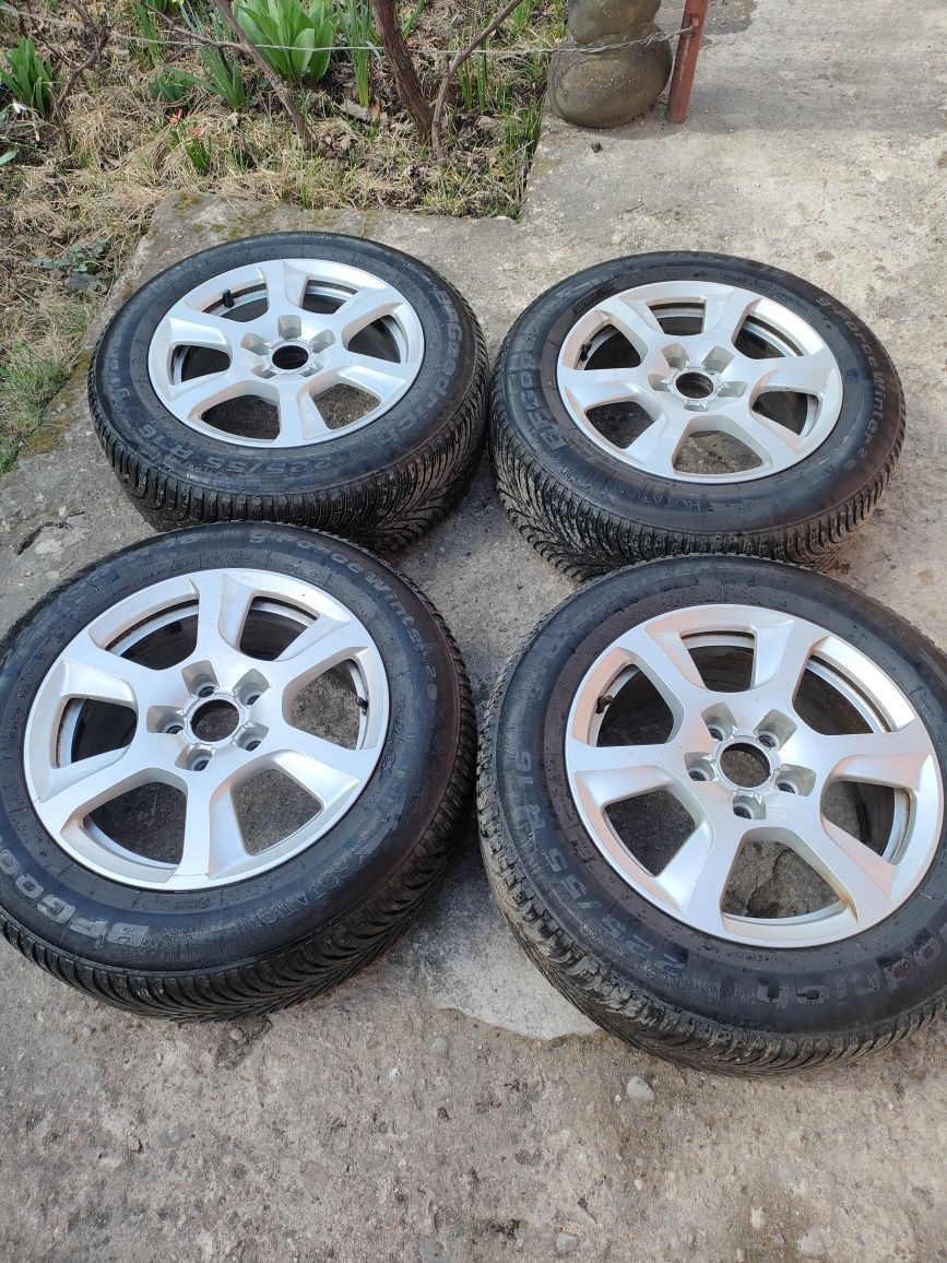 Jante originale Audi A4 B8 R16 cu anvelope iarnă