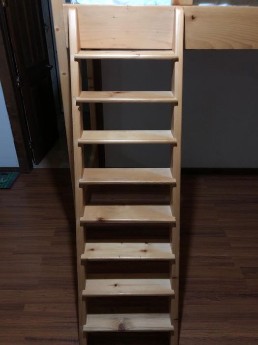 Pat supraetajat din lemn natural de nuc