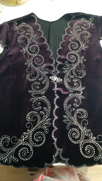 Продам женские камзолы в национальном стиле