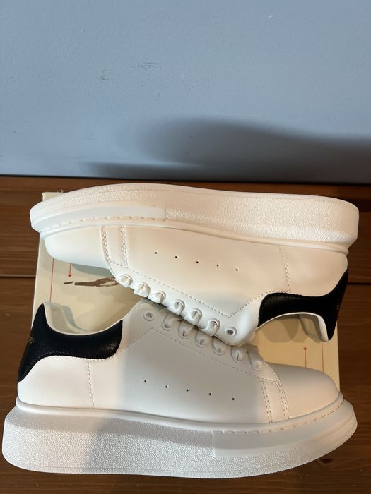 Alexander Mcqueen