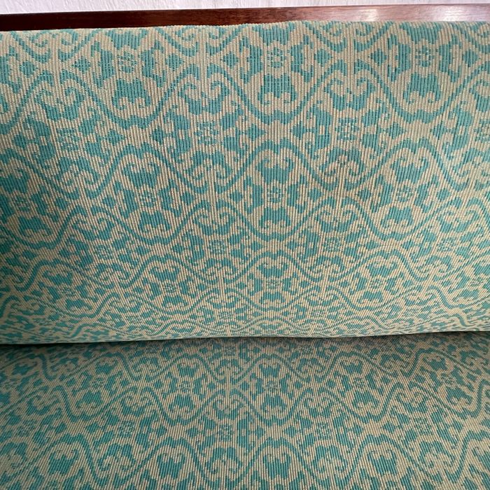 Диван старинен в добро състояние