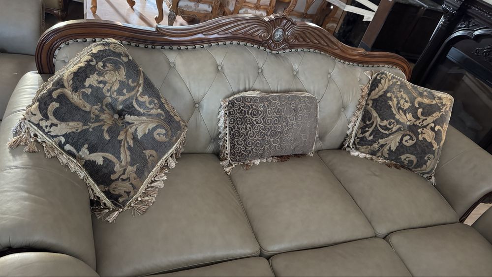 Vand Mobila de calitate