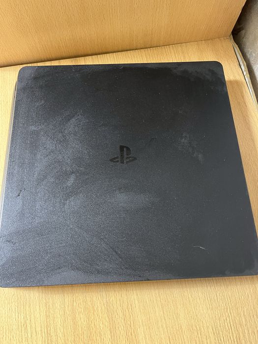 Продам playstation 4