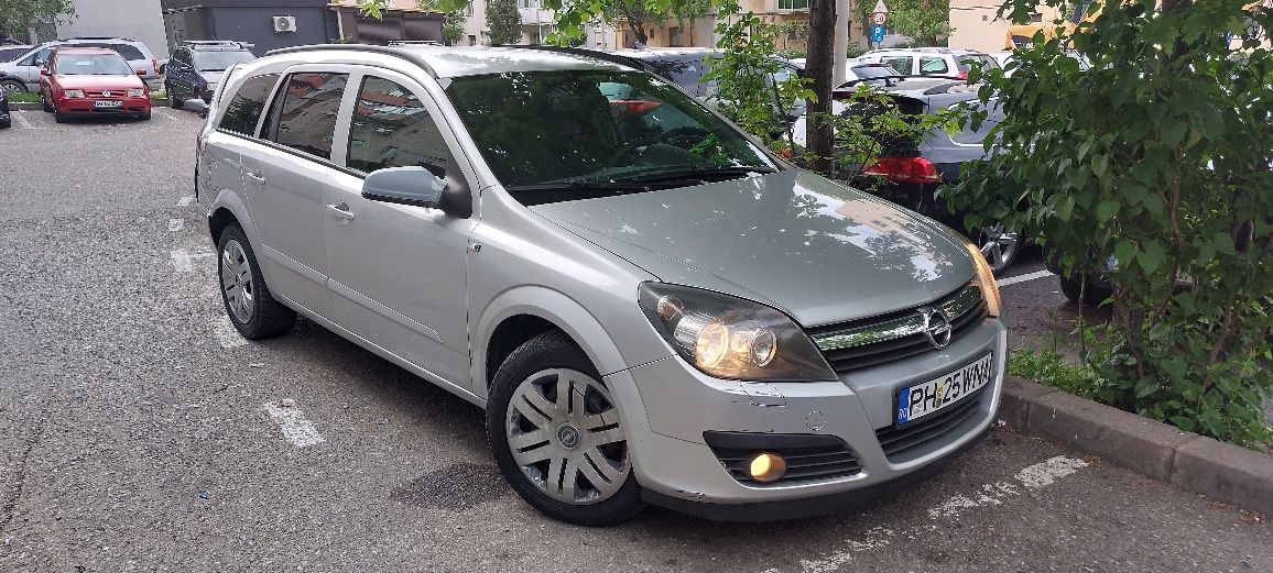 Opel Astra 2006 1,9    6 trepte