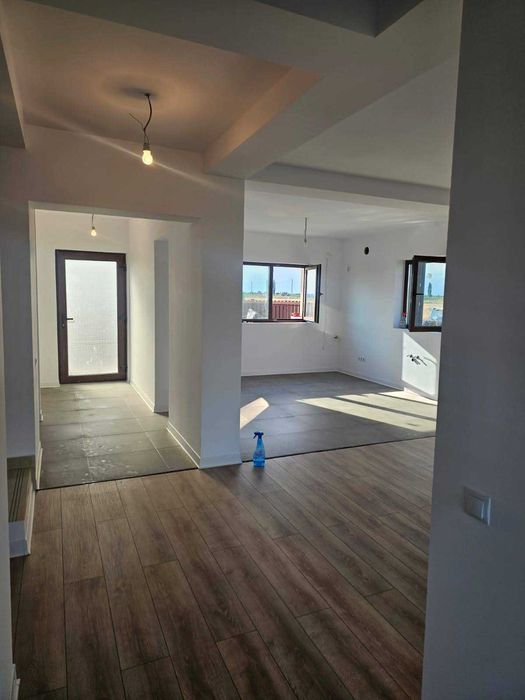 Inchiriez Casa 5 Camere Otopeni,Odai