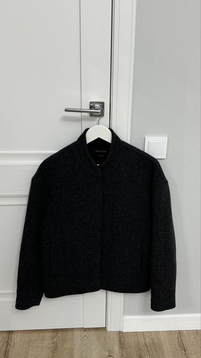 Бомбер от Massimo Dutti