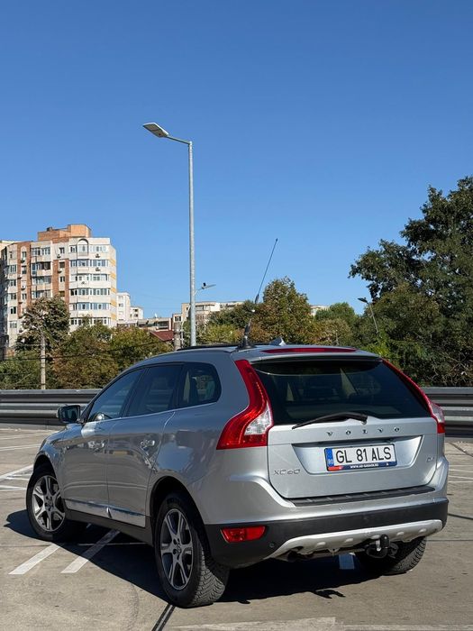 Volvo XC 60 D4 automată