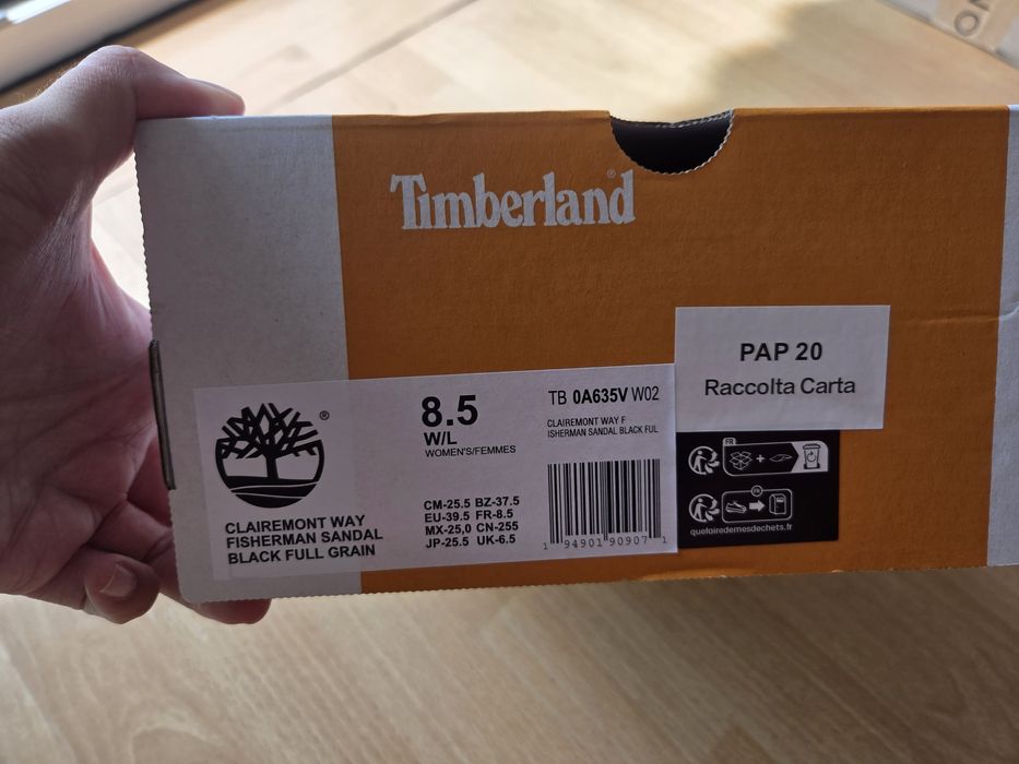 Papuci piele naturala cu catarama Steve Madden, nr 40