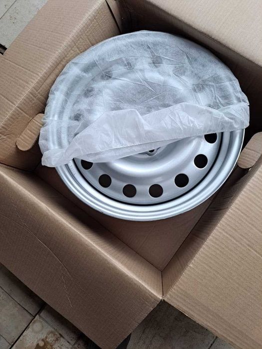 Продам диски штамповки 255/65, R17