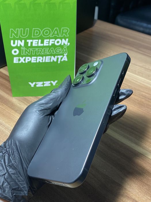 iPhone 15 Pro Max / 256 GB / Sănătate baterie 95% / Ca nou