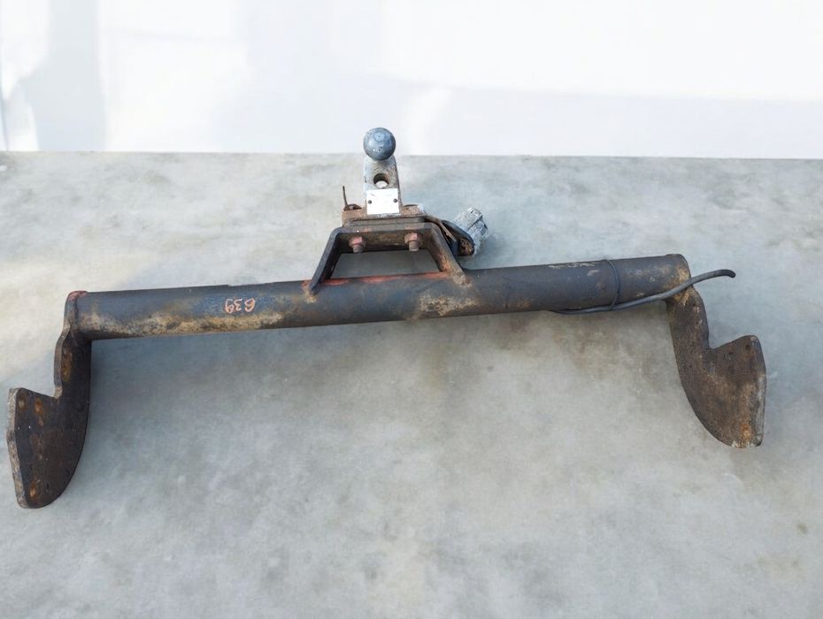 Теглич с ябълка за Mercedes Vito, W 639