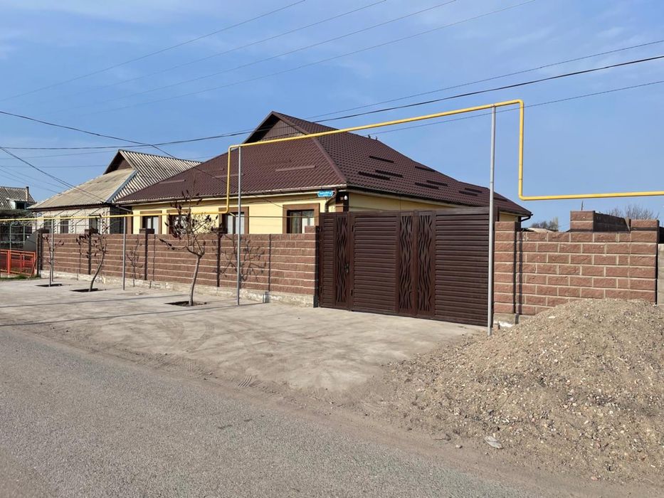 Срочно!!! Продаётся дом — 210 м², 14 соток, с мебелью