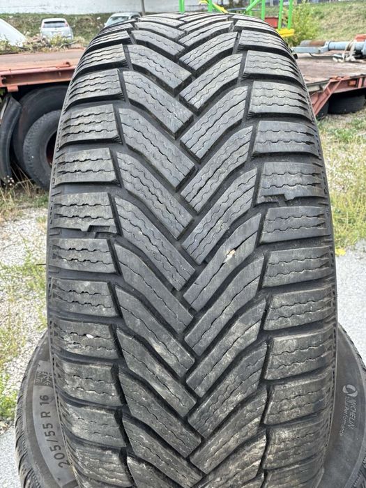 4 броя зимни гуми 16 цола Michelin 205/55/16