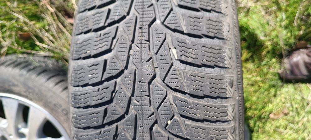 Jante BMW cu anvelope