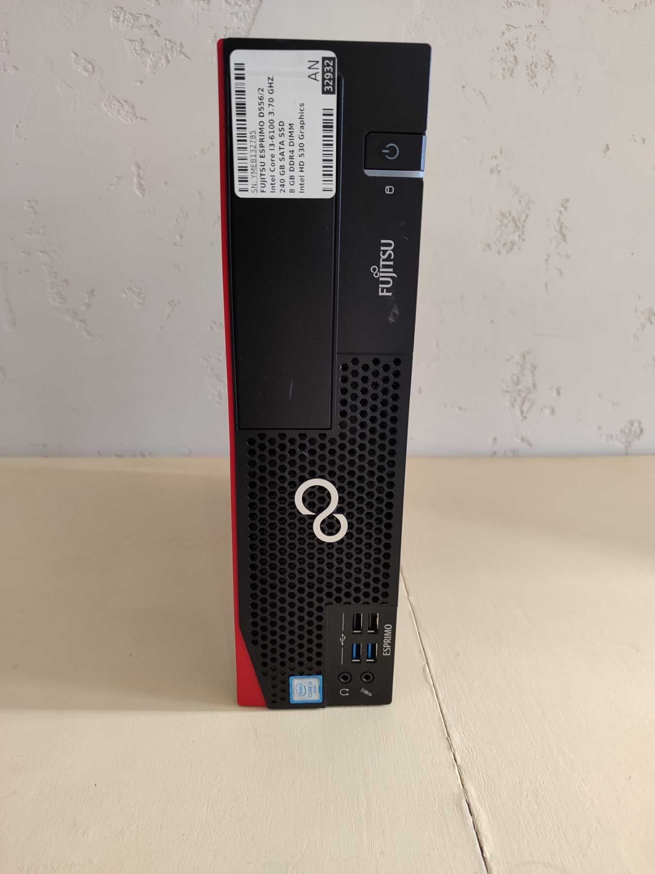 Компютър Fujitsu Esprimo D556 SFF /i3-6100/8GB DDR4/256GB SSD/12м.гар.
